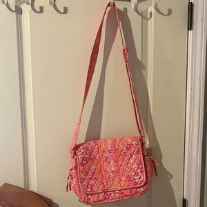 Vera Bradley toile crossbody bag